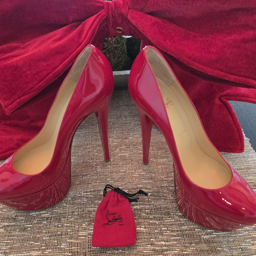 Christian Louboutin Glossy Red Platform Heels Pattern Leather, Pre Loved Size 39